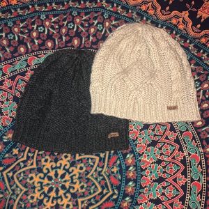 2 Beanies